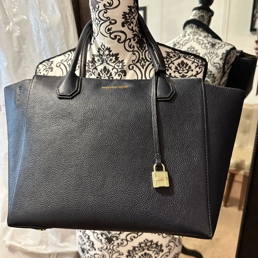 Blue Michael Kors tote
